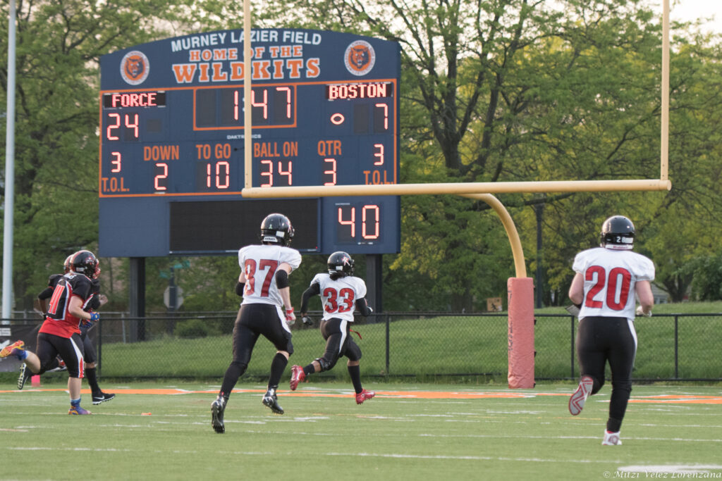 Whitney Zelee scores a touchdown